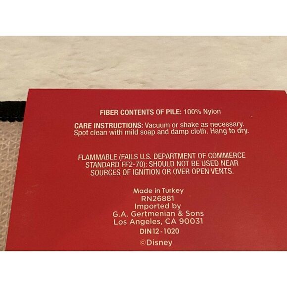 Disney Christmas Mickey Minnie Accent Rug 20X32” Don't Open Until Christmas NWT - Picture 6 of 7